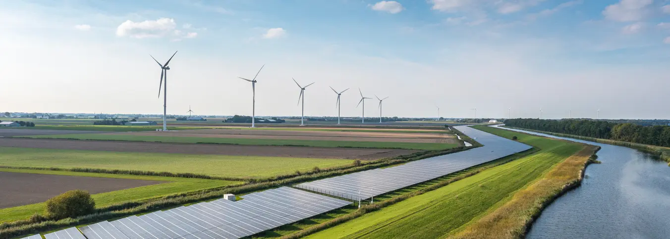 Green field solar wind turbine