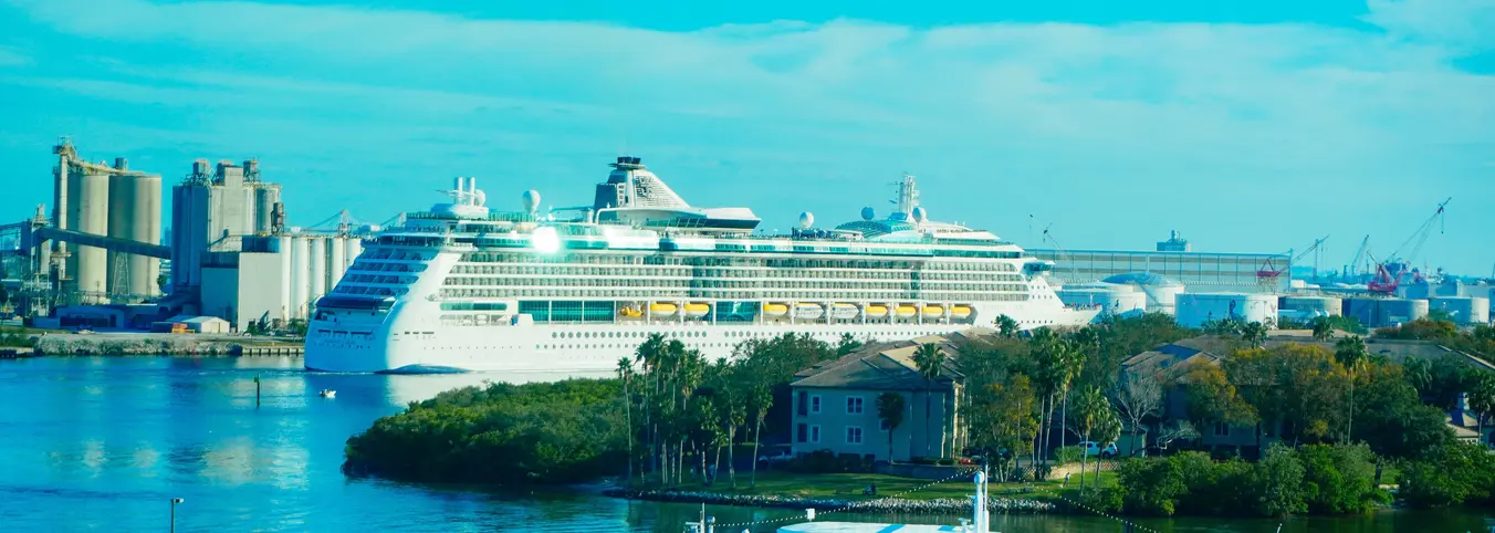 cruise ship tampa bay FUll 