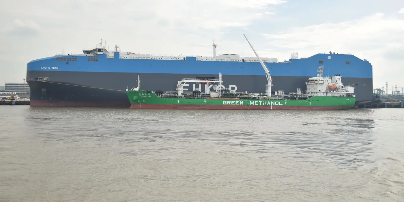 green methanol ship fueling car carrier